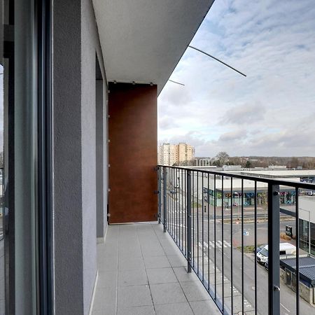 Star Cozy Apartment In A Modern Neighborhood Братислава Экстерьер фото